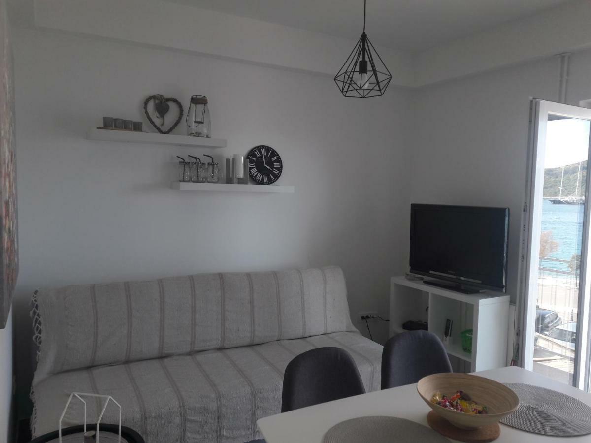 Apartment Tea 2 Primosten Bagian luar foto